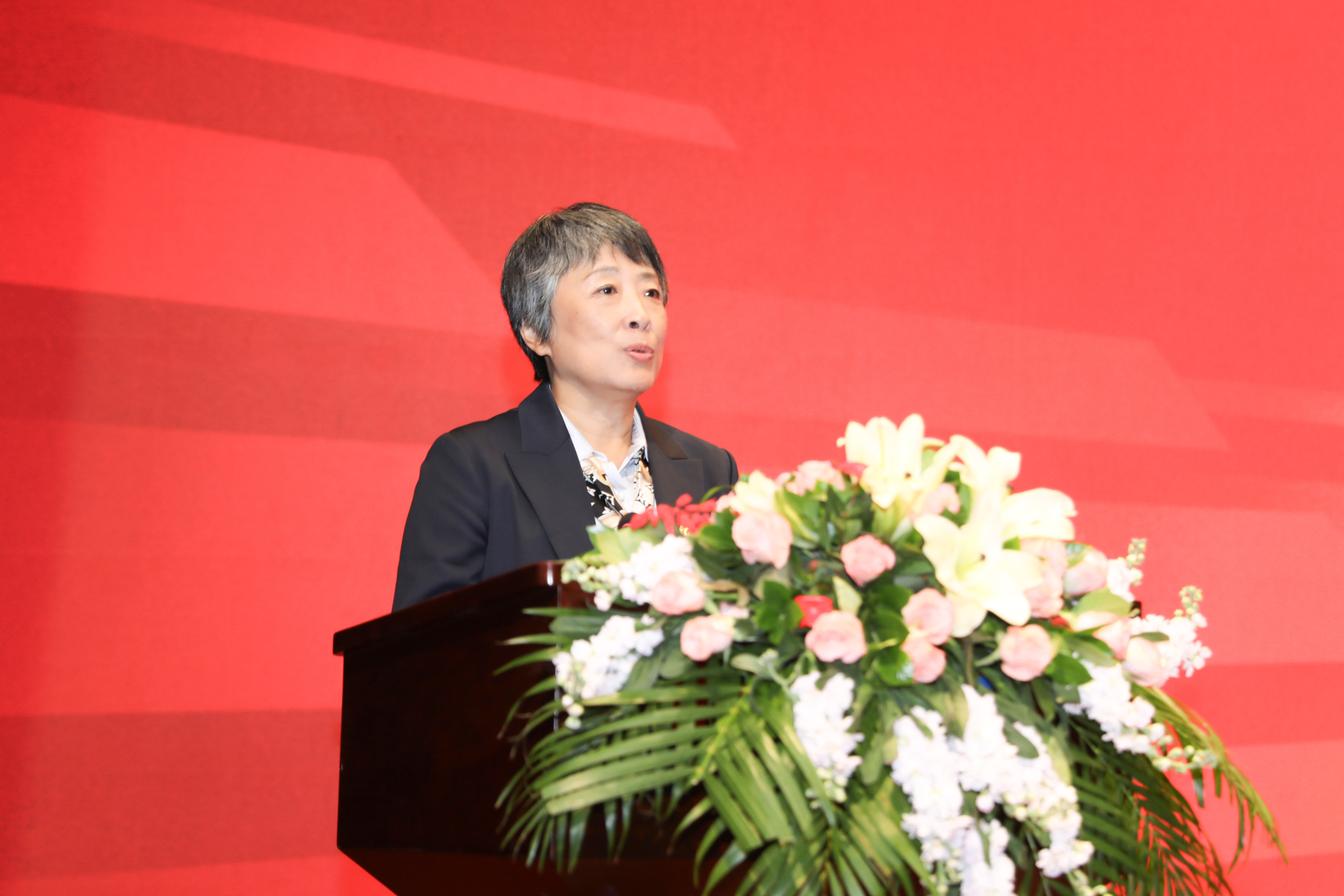 2.協(xié)會(huì )領(lǐng)導張潔致辭.JPG